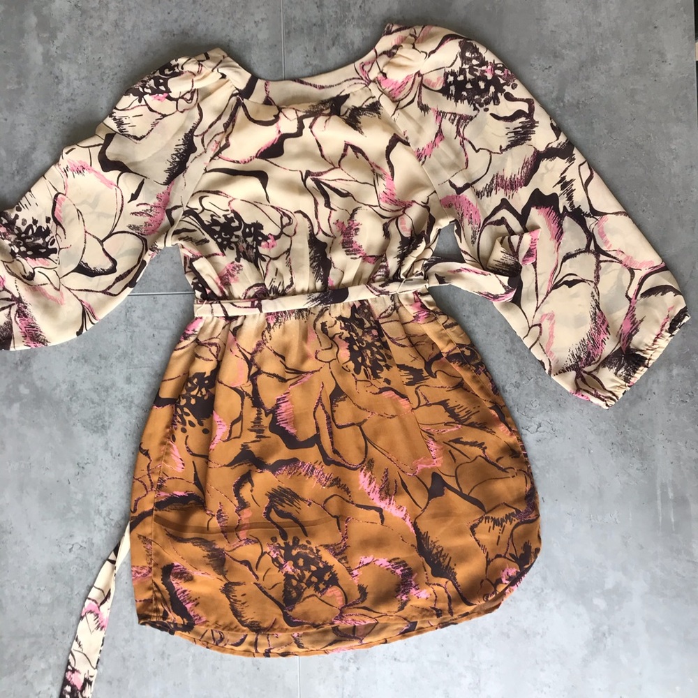 Maternity Tunic - Picture 2 of 4